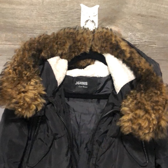 Black faux fur hooded puffer coat - Picture 10 of 14